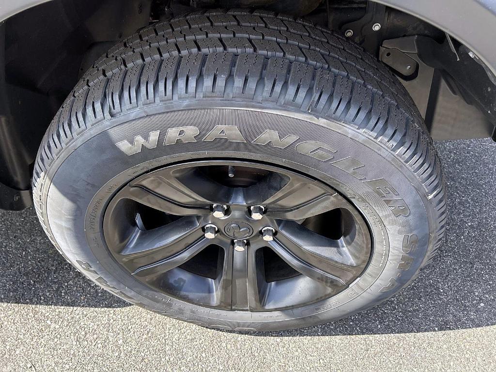 used 2022 Ram 1500 Classic car, priced at $32,988