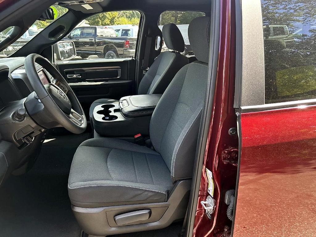 used 2022 Ram 1500 Classic car, priced at $32,988