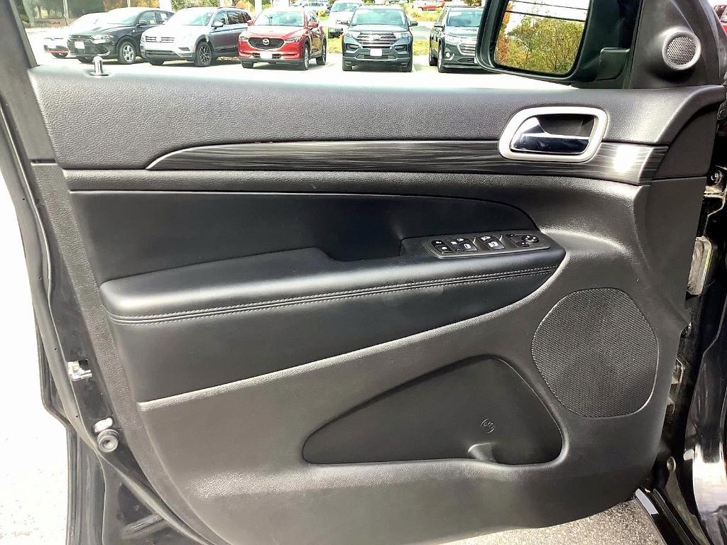 used 2022 Jeep Grand Cherokee WK car, priced at $29,988