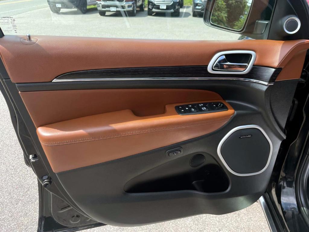 used 2019 Jeep Grand Cherokee car, priced at $29,488
