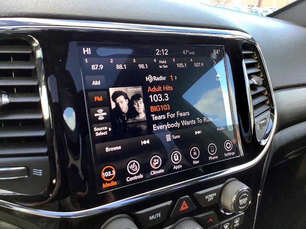 used 2020 Jeep Grand Cherokee car, priced at $27,988