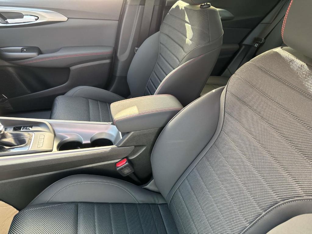 new 2025 Dodge Hornet car