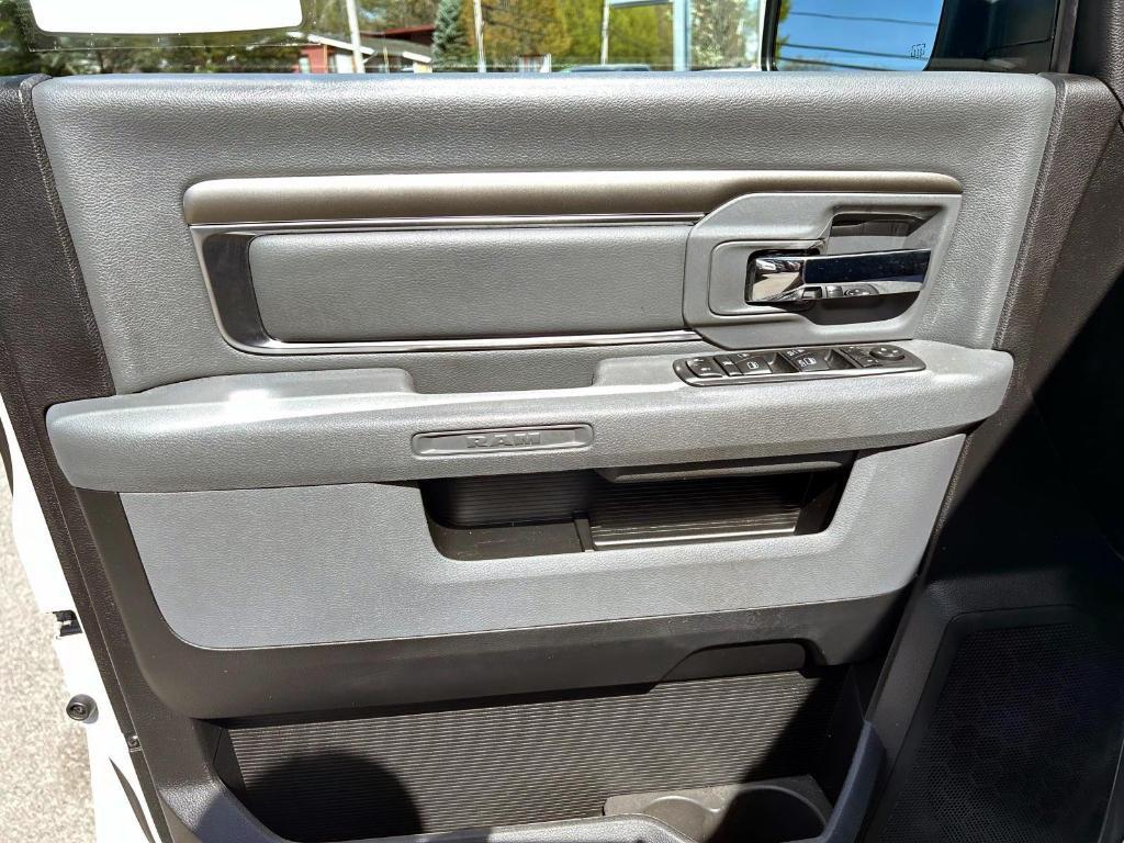 used 2020 Ram 1500 Classic car, priced at $24,988