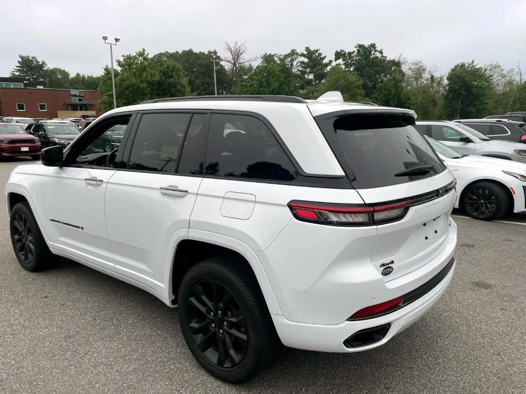 used 2022 Jeep Grand Cherokee car, priced at $40,988