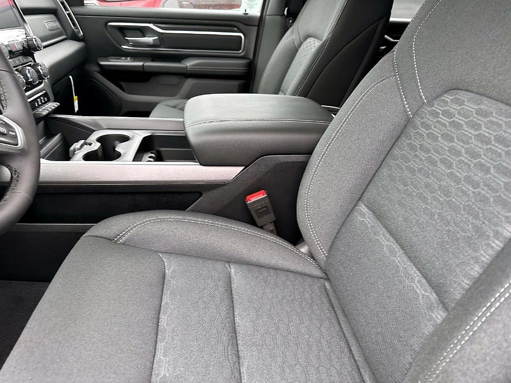 new 2025 Ram 1500 car, priced at $53,438