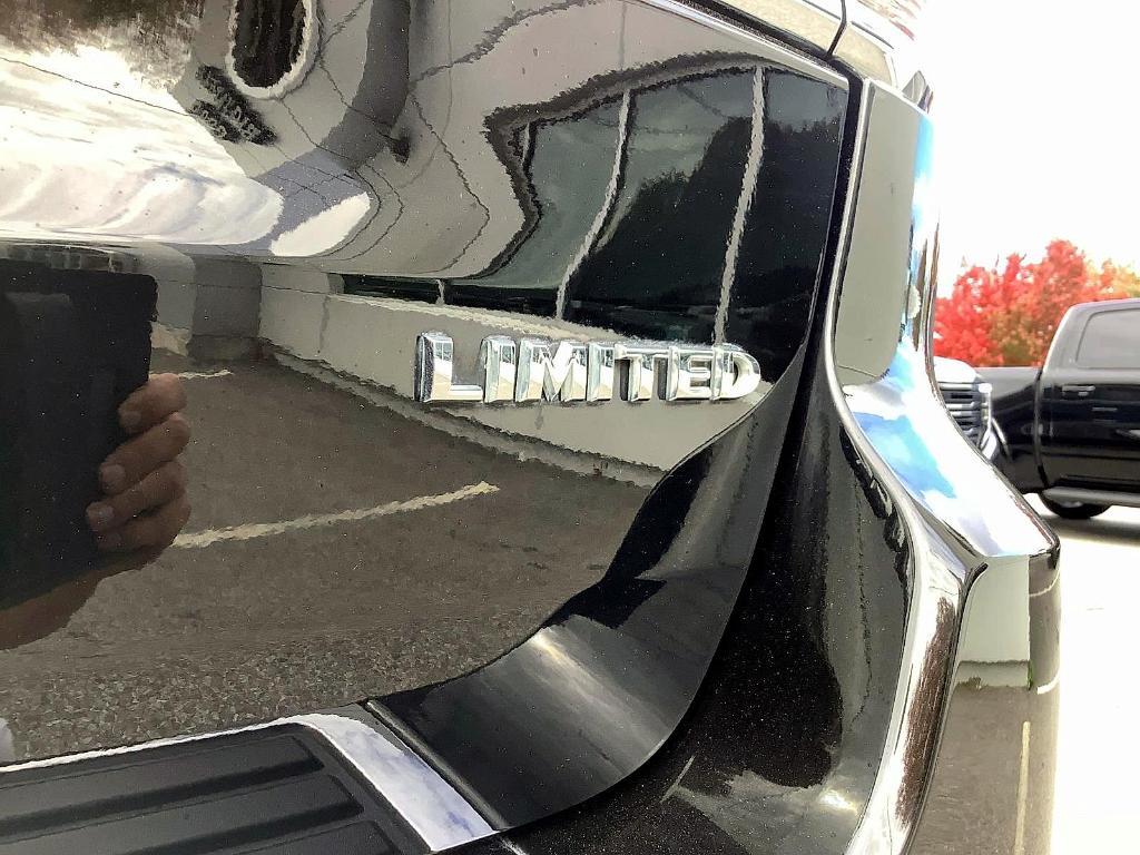 used 2021 Jeep Grand Cherokee car, priced at $29,988