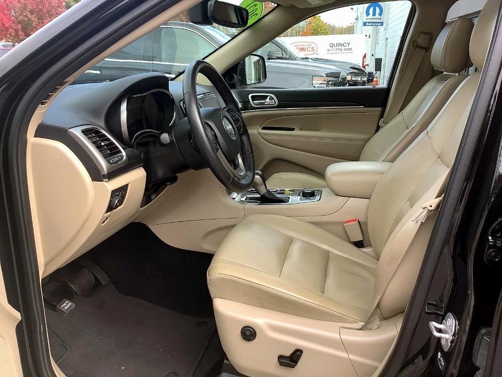 used 2021 Jeep Grand Cherokee car, priced at $29,988