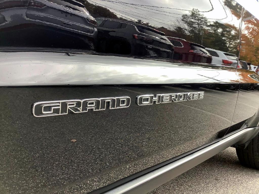 used 2021 Jeep Grand Cherokee car, priced at $29,988