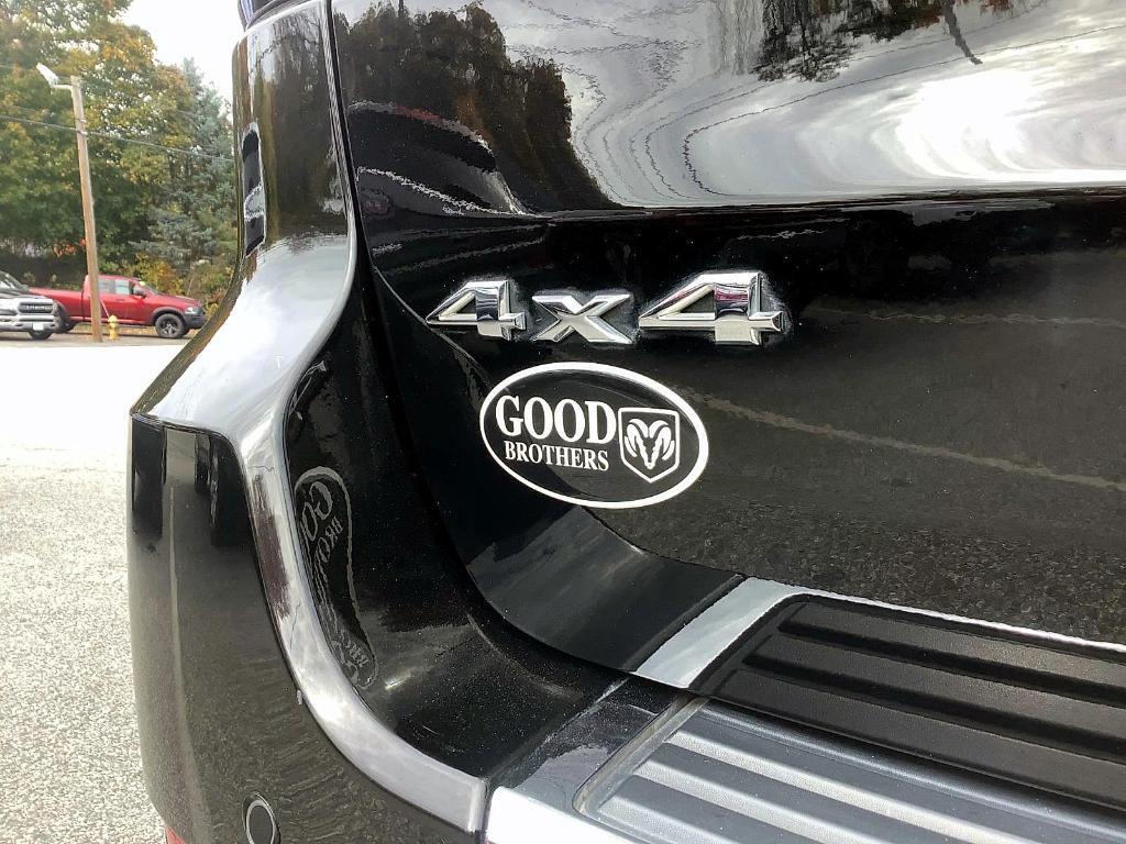 used 2021 Jeep Grand Cherokee car, priced at $29,988