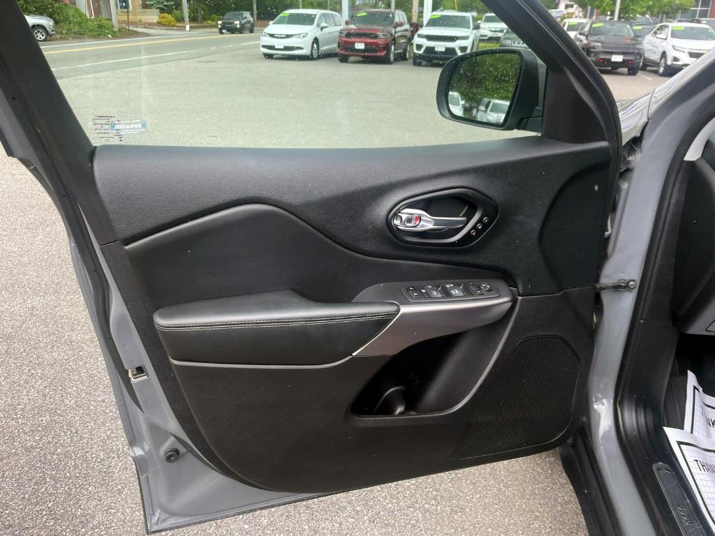 used 2021 Jeep Cherokee car, priced at $27,988