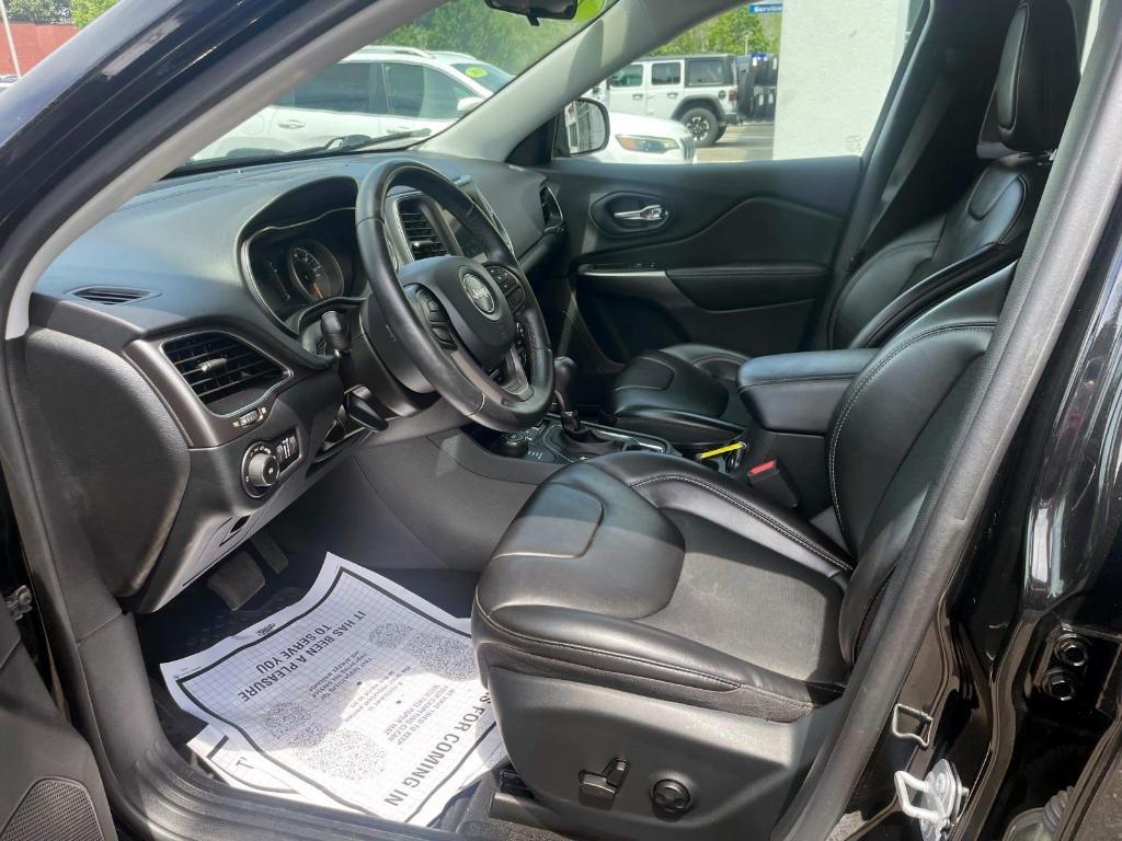 used 2019 Jeep Cherokee car, priced at $19,488