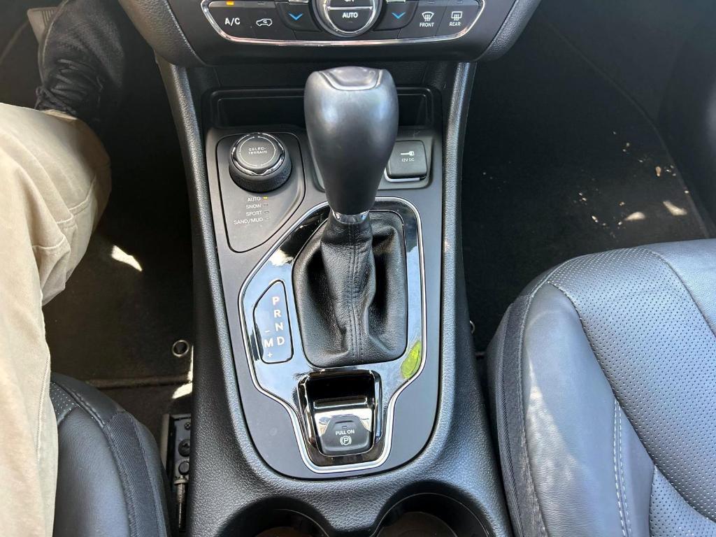 used 2021 Jeep Cherokee car, priced at $28,988