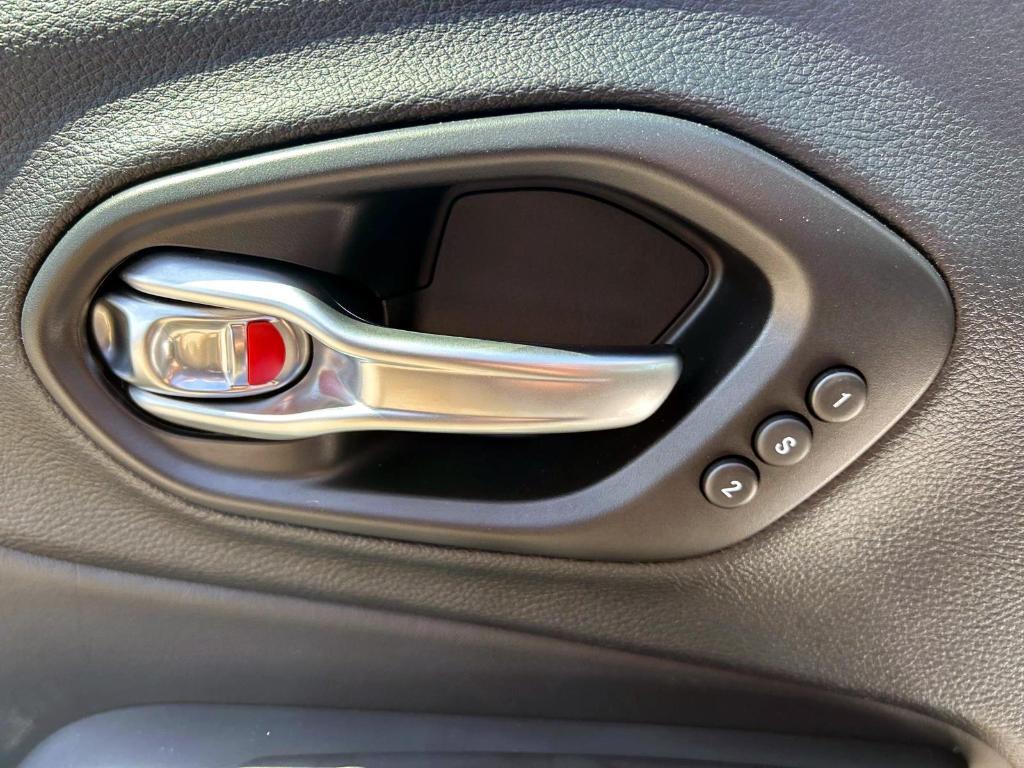 used 2021 Jeep Cherokee car, priced at $28,988
