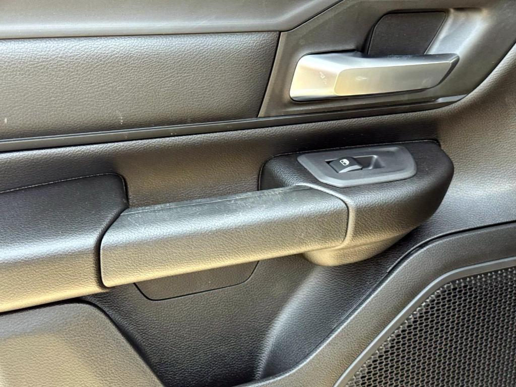 new 2025 Ram 1500 car, priced at $48,279