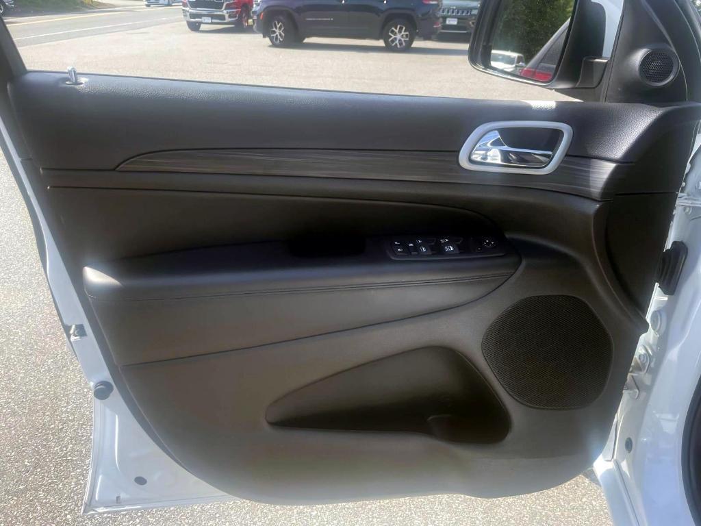 used 2022 Jeep Grand Cherokee WK car, priced at $31,988