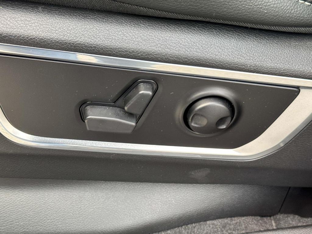 new 2025 Ram 1500 car, priced at $66,905