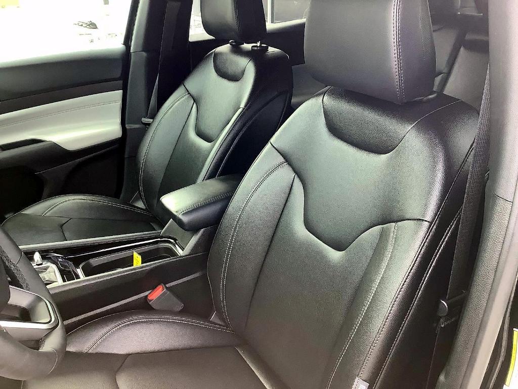 used 2025 Jeep Compass car, priced at $29,788