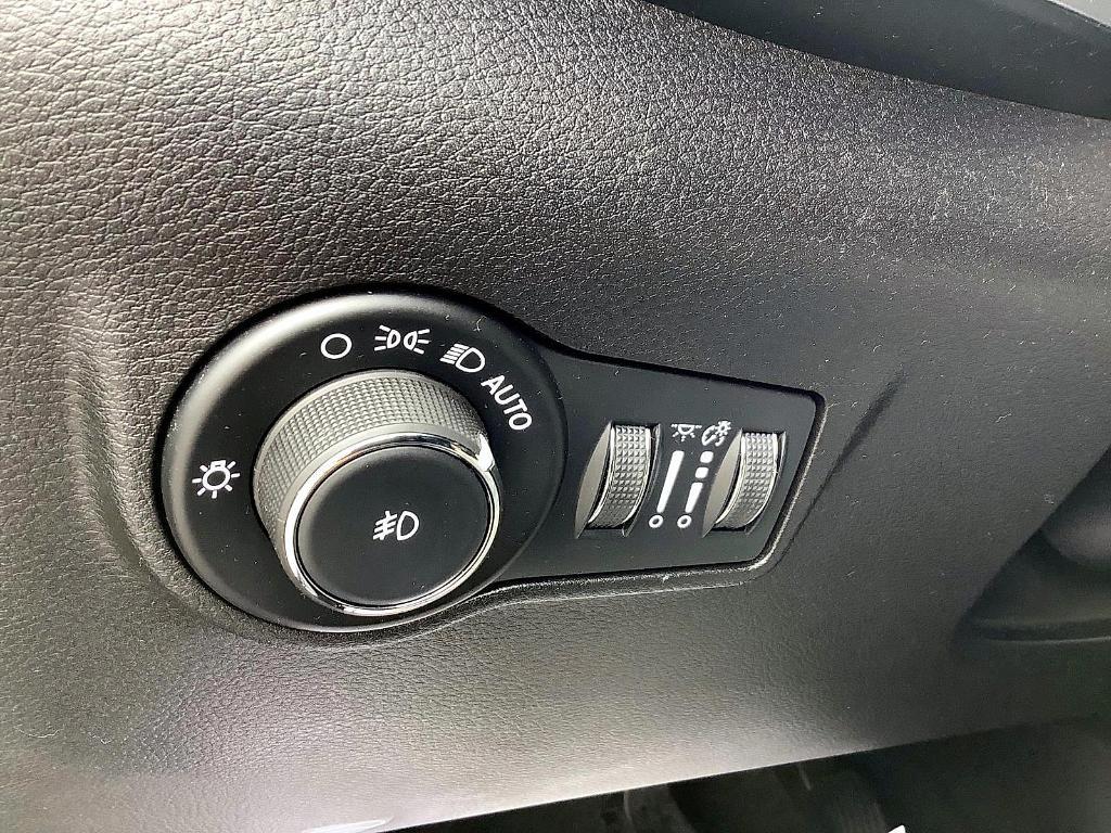 used 2025 Jeep Compass car, priced at $29,788