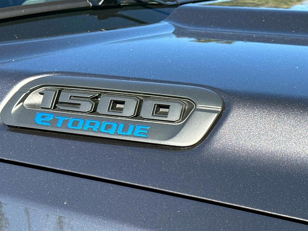 new 2025 Ram 1500 car, priced at $49,290