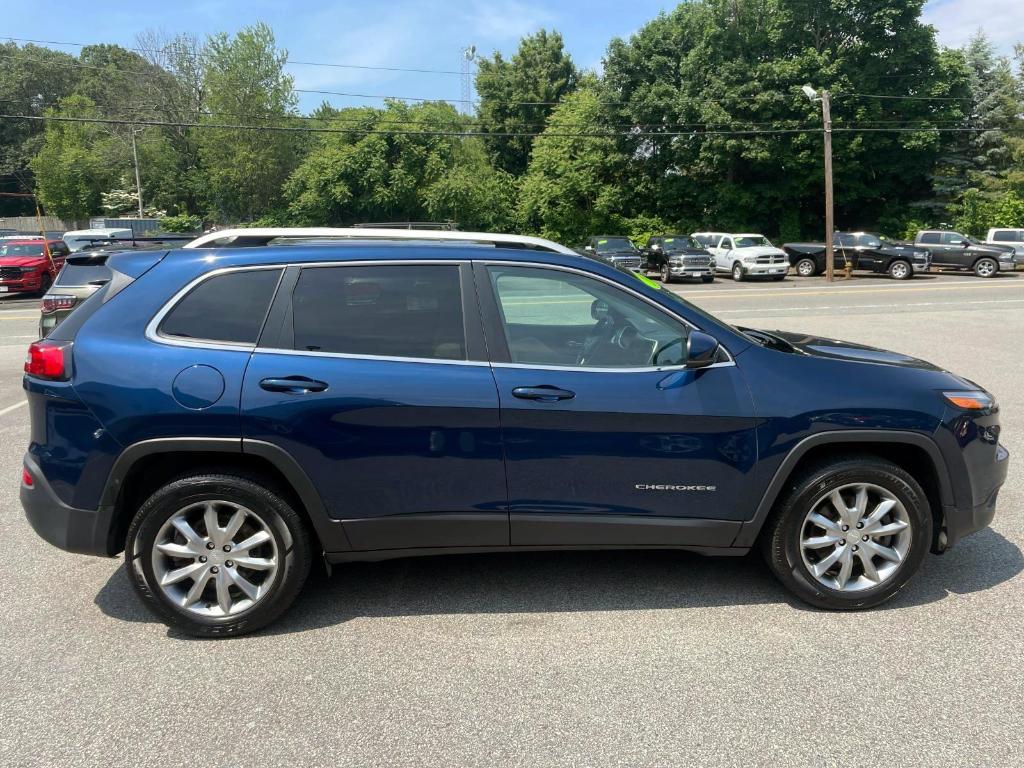 used 2018 Jeep Cherokee car, priced at $18,988