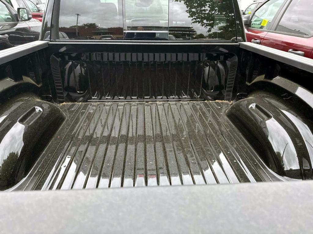 new 2025 Ram 1500 car, priced at $62,538