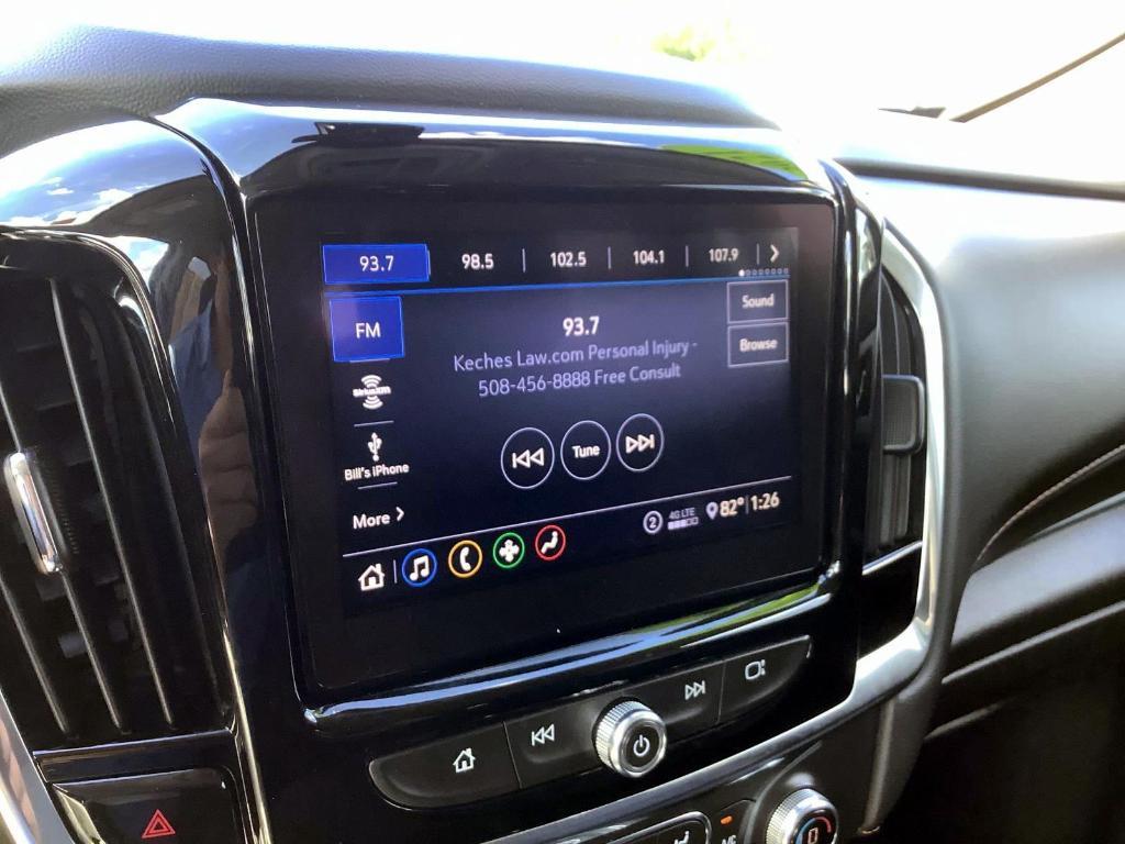 used 2021 Chevrolet Traverse car, priced at $25,988
