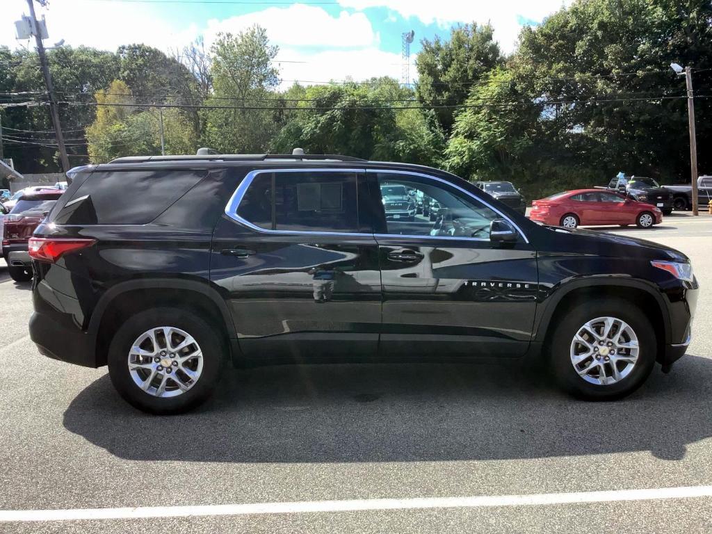 used 2021 Chevrolet Traverse car, priced at $25,988