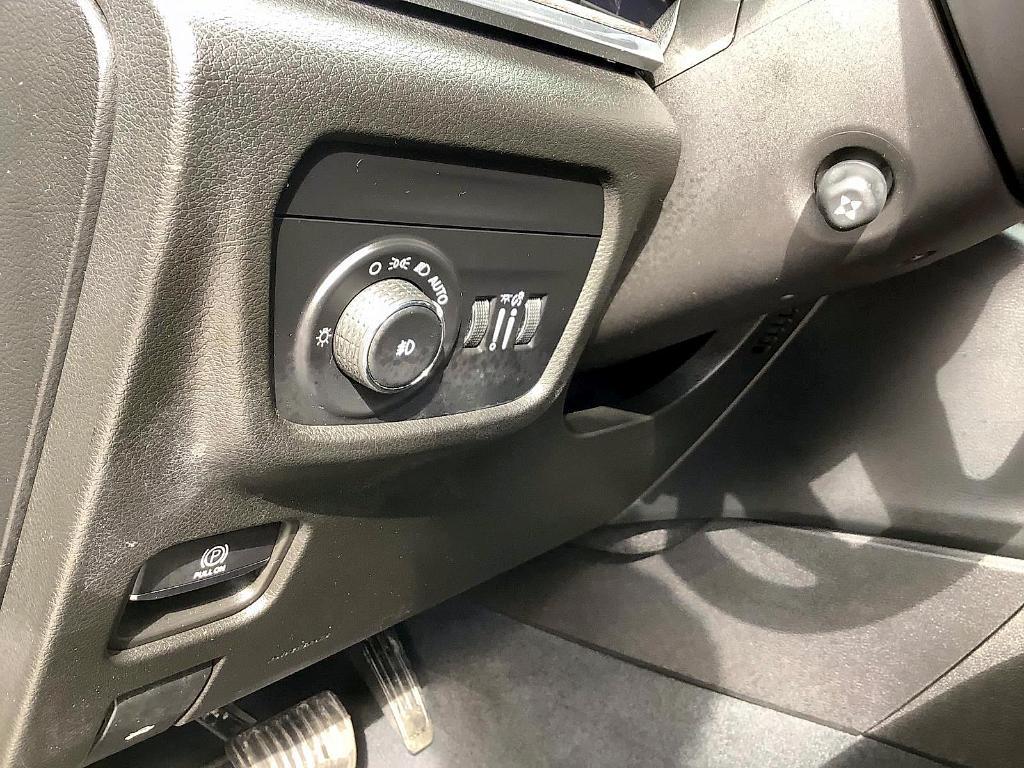 used 2023 Jeep Grand Cherokee car, priced at $43,988