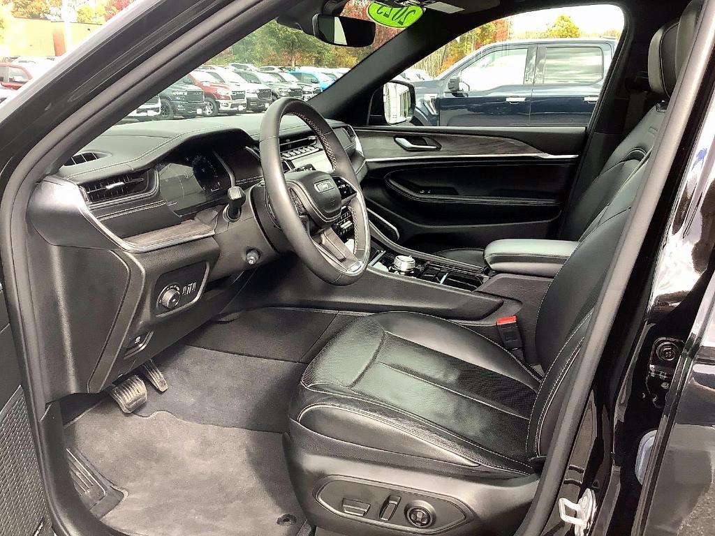 used 2023 Jeep Grand Cherokee car, priced at $43,988