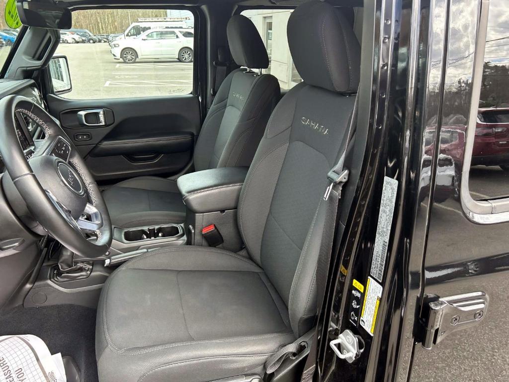 used 2022 Jeep Wrangler Unlimited car, priced at $38,988