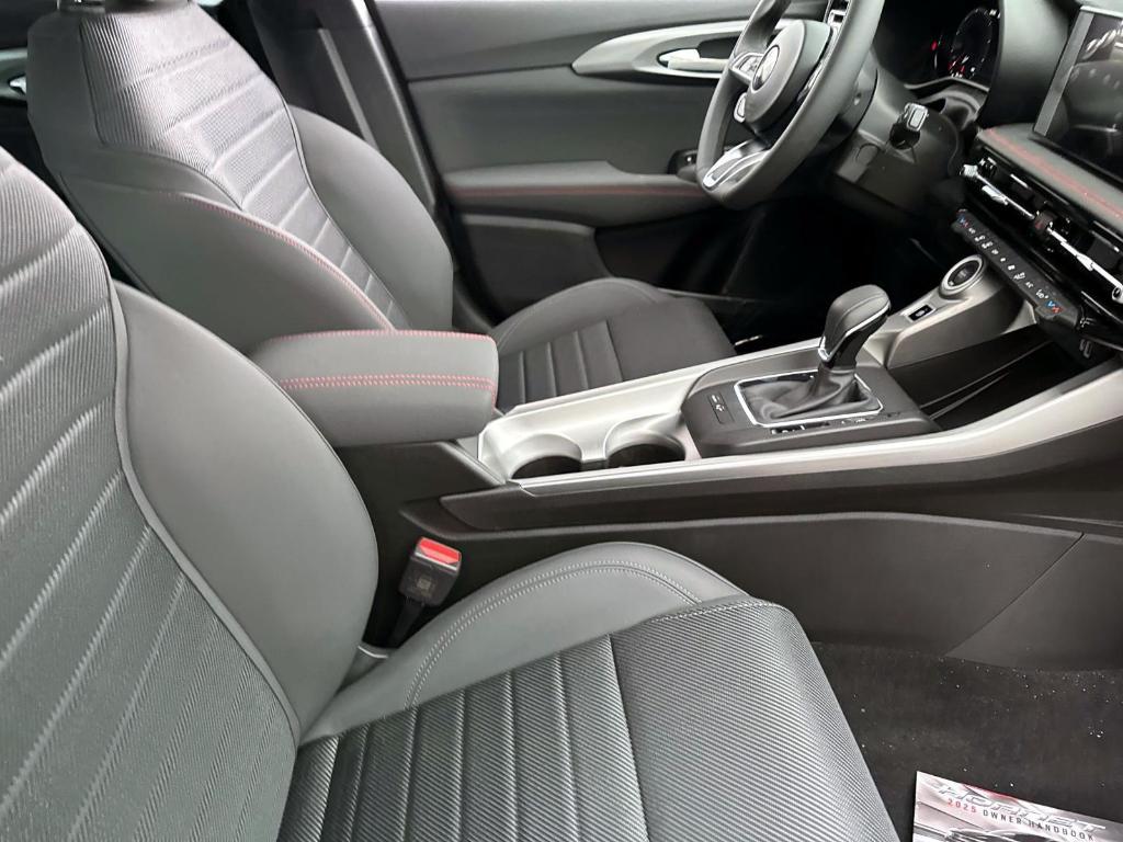 new 2025 Dodge Hornet car, priced at $30,661