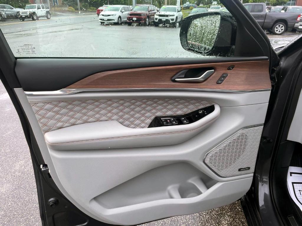 used 2022 Jeep Grand Cherokee L car, priced at $42,588