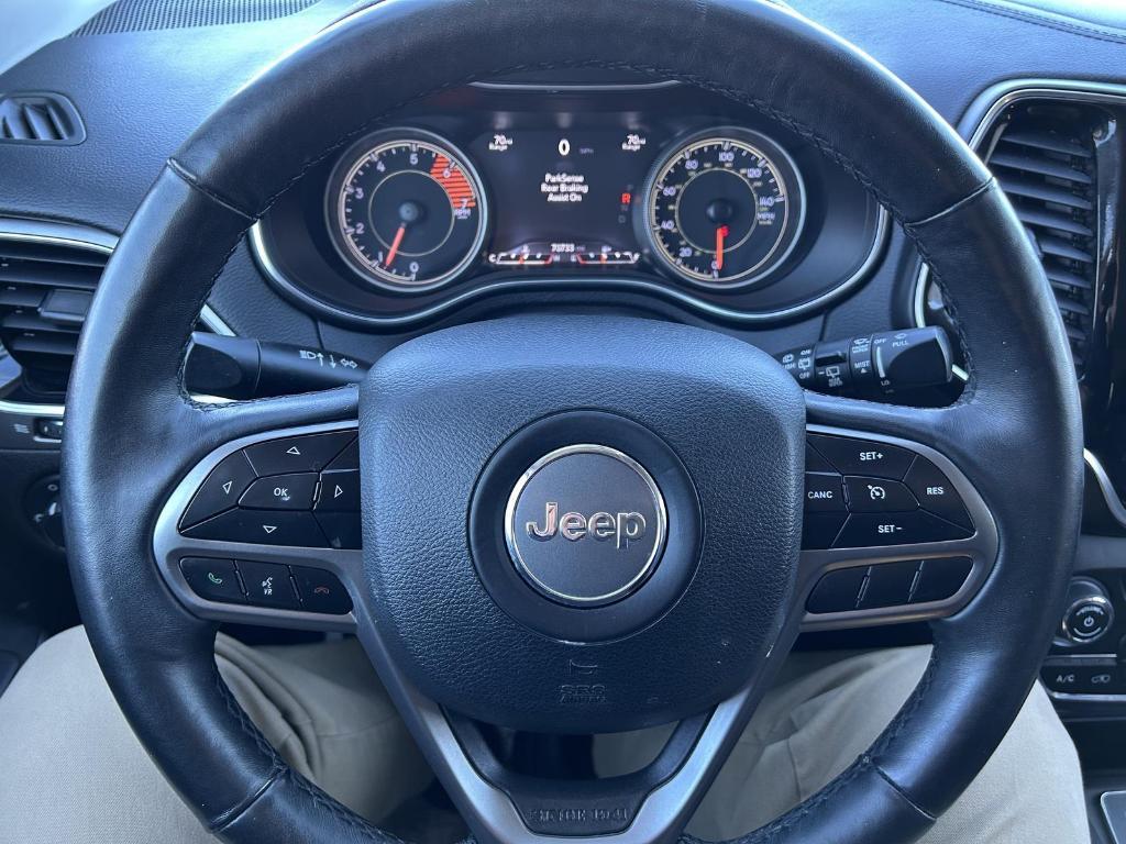 used 2019 Jeep Cherokee car, priced at $18,988