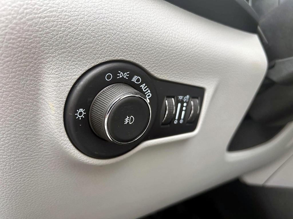 used 2022 Jeep Compass car, priced at $23,988