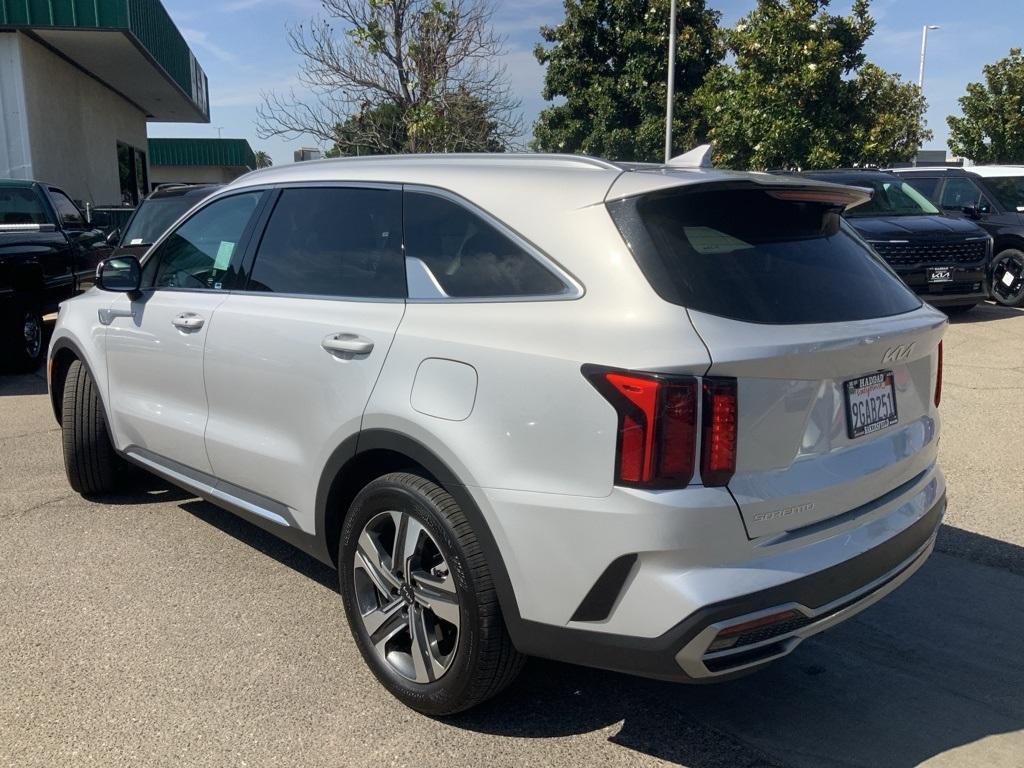 used 2023 Kia Sorento Hybrid car