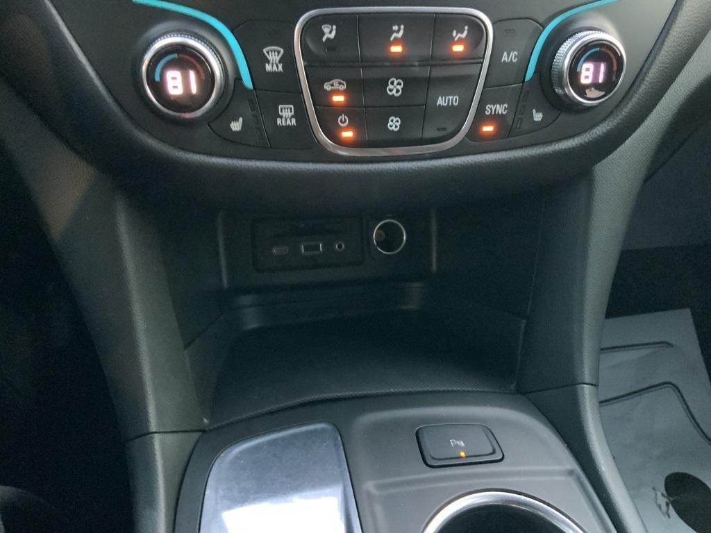 used 2022 Chevrolet Equinox car, priced at $20,997