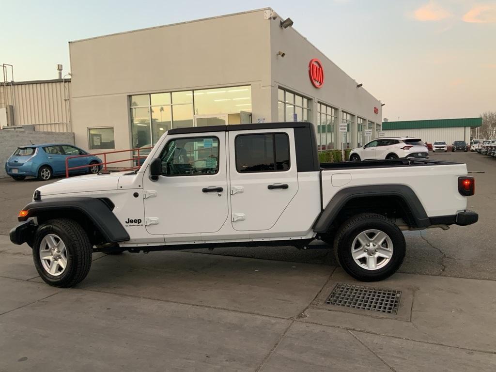 used 2023 Jeep Gladiator car, priced at $31,999