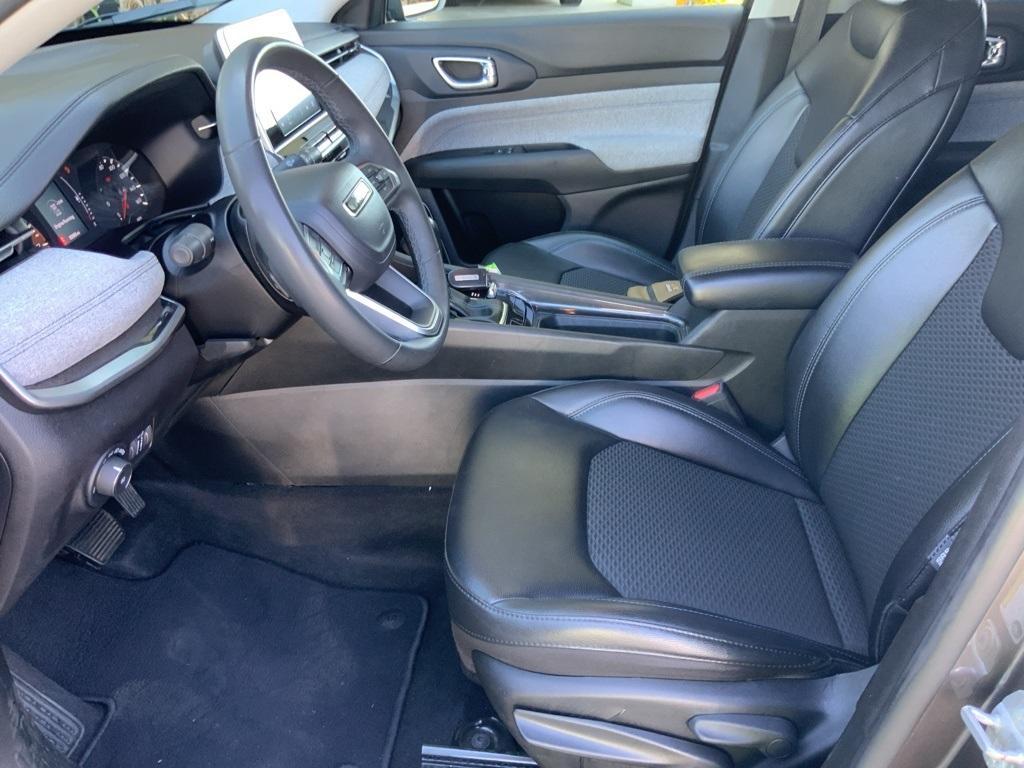 used 2022 Jeep Compass car, priced at $18,995