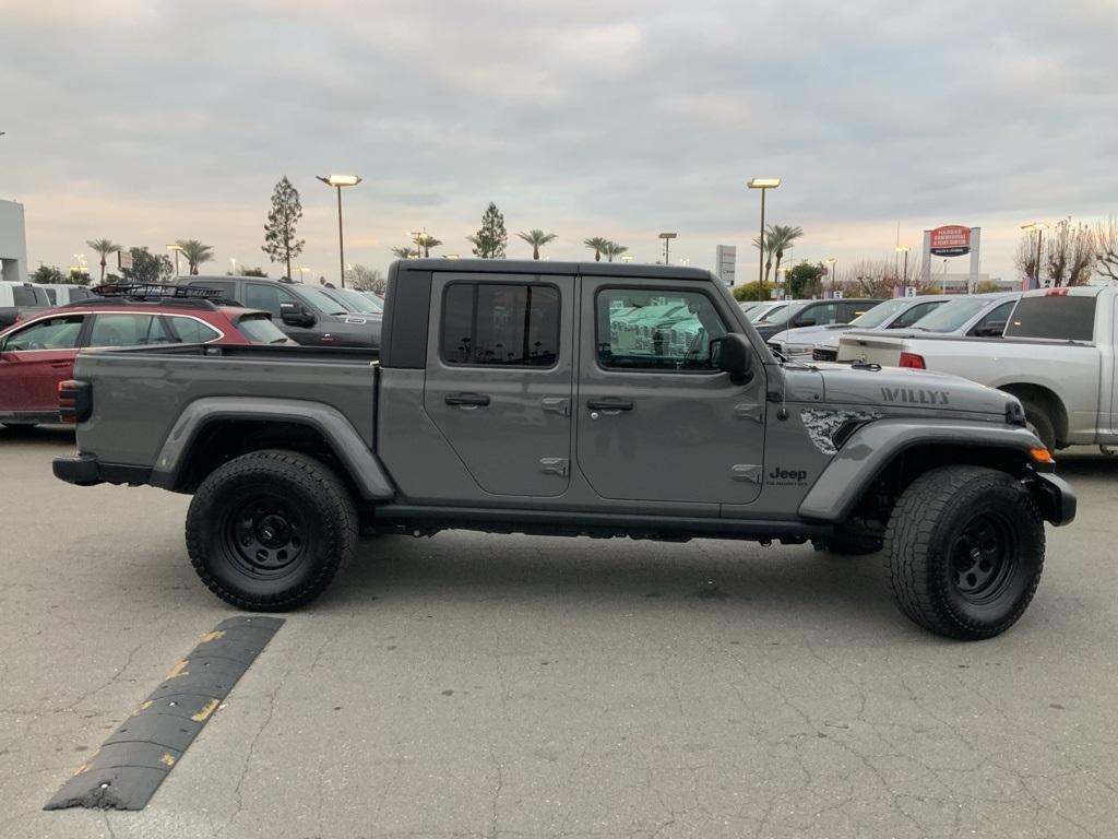 used 2022 Jeep Gladiator car, priced at $35,306