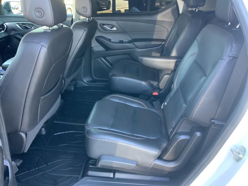 used 2021 Chevrolet Traverse car, priced at $23,887