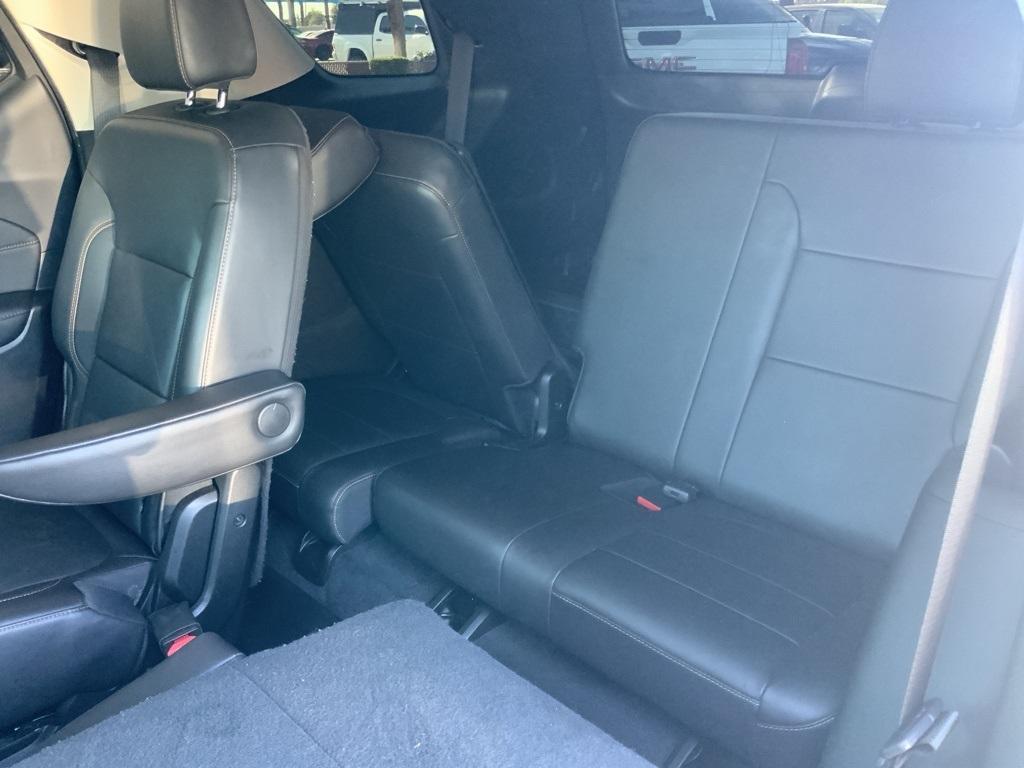 used 2021 Chevrolet Traverse car, priced at $23,887