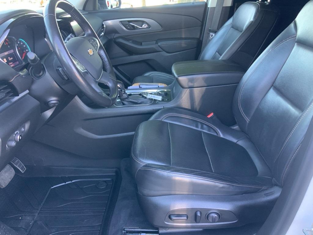 used 2021 Chevrolet Traverse car, priced at $23,887
