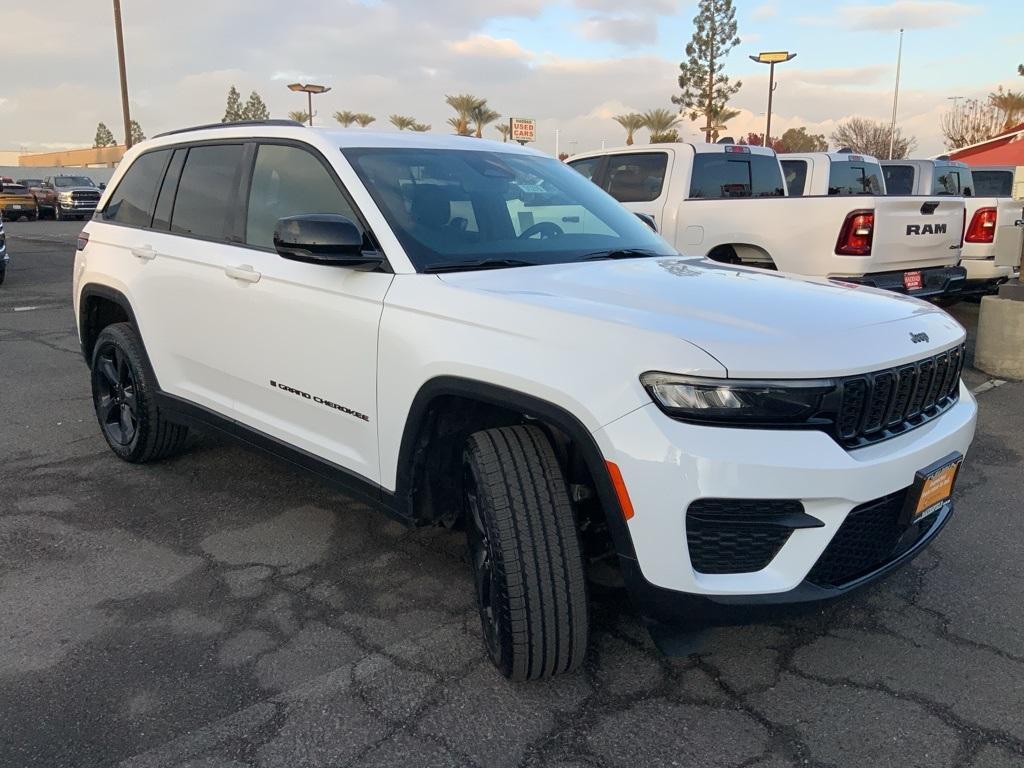 used 2023 Jeep Grand Cherokee car, priced at $35,985