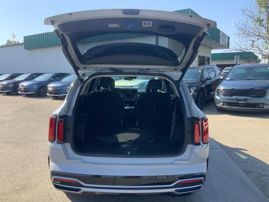 used 2022 Kia Sorento car, priced at $29,999
