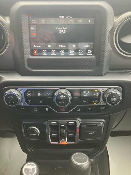 used 2022 Jeep Gladiator car, priced at $31,980