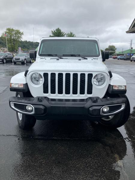 used 2022 Jeep Gladiator car, priced at $31,980