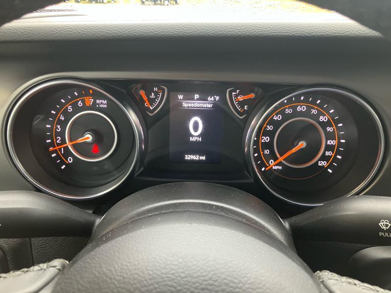 used 2022 Jeep Gladiator car, priced at $31,980