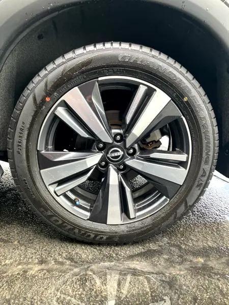 used 2023 Nissan Rogue car