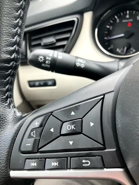 used 2022 Nissan Rogue Sport car