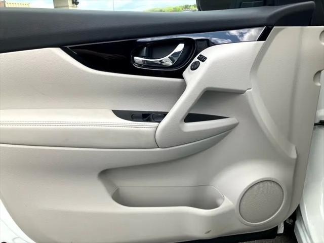 used 2022 Nissan Rogue Sport car